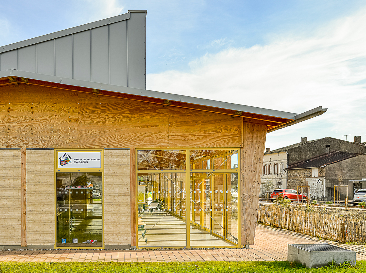 <img alt="" src="/user/pages/03.projet/32.maison-des-transitions-ecologiques/maison-des-transitions-ecologiques-colomiers-cplus2-12.jpg?alt" />