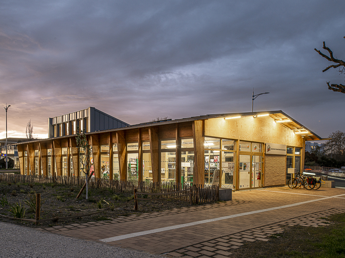 <img alt="" src="/user/pages/03.projet/32.maison-des-transitions-ecologiques/maison-des-transitions-ecologiques-colomiers-cplus2-21.jpg?alt" />